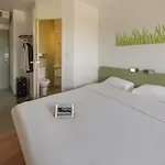 Calais Terminal Cité Europe 2 étoiles 2* Coquelles