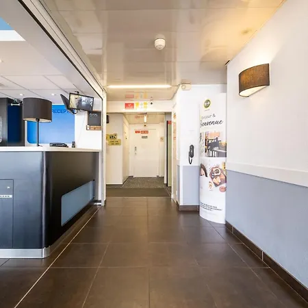 Calais Terminal Cite Europe 2 Etoiles 2*