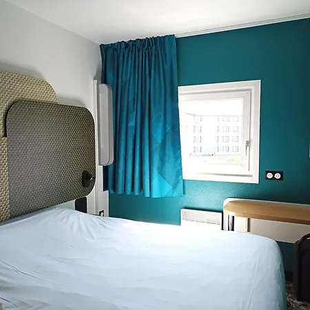 Calais Terminal Cite Europe 2 Etoiles 2*