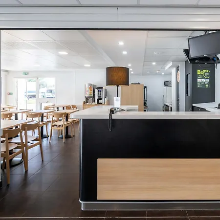 Calais Terminal Cite Europe 2 Etoiles 2*