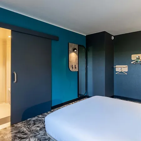 Hotell Calais Terminal Cite Europe 2 Etoiles Coquelles