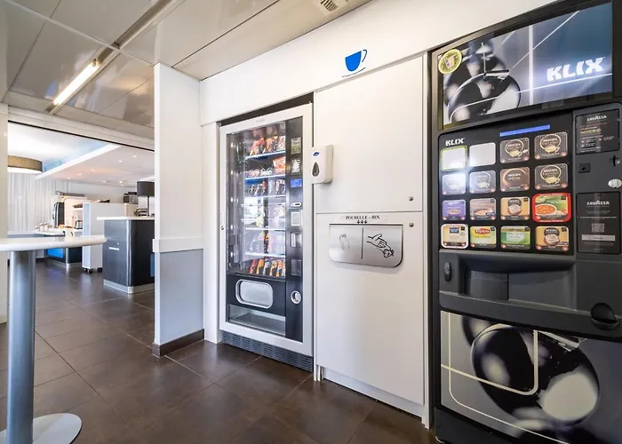 Calais Terminal Cité Europe 2 étoiles Coquelles